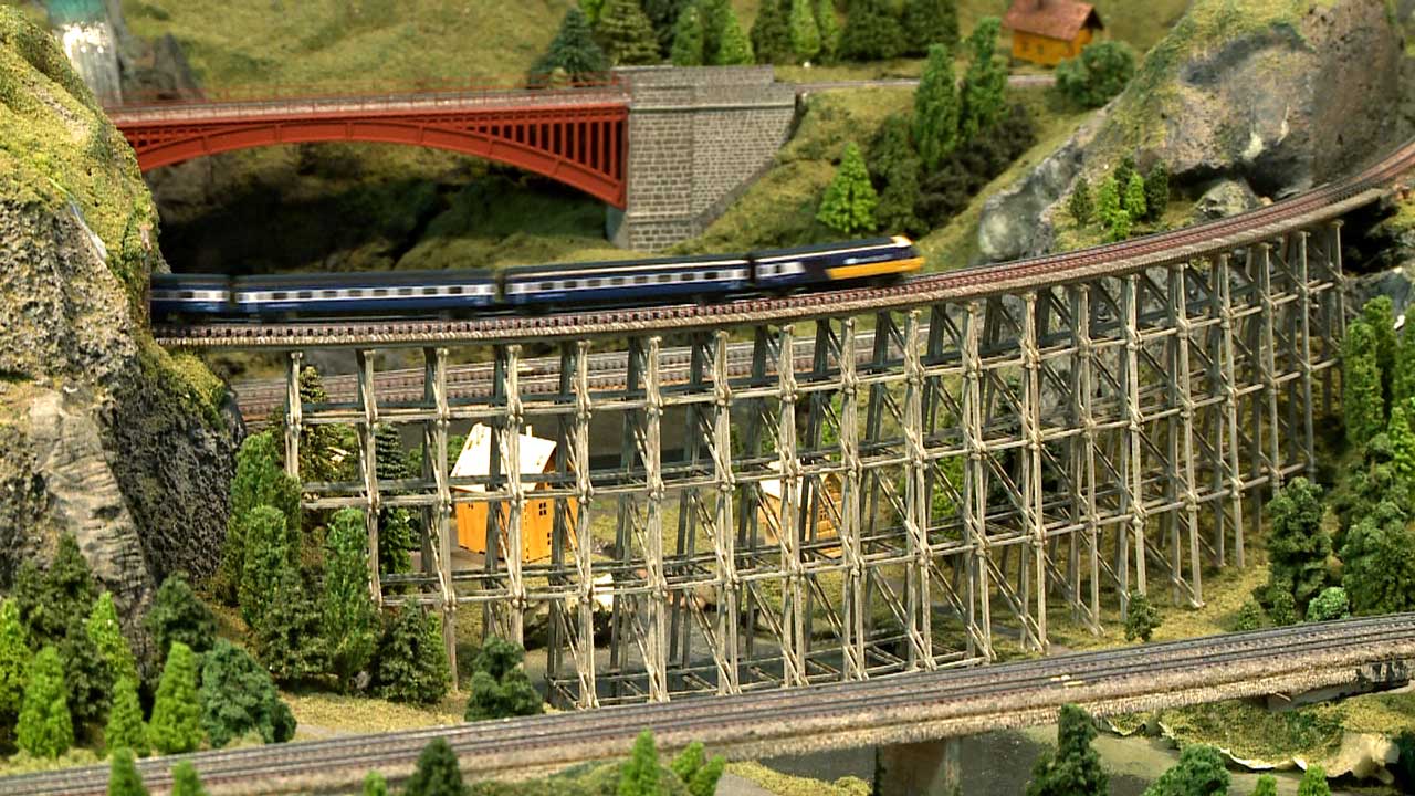 Kleinste Modellbahn der Welt - Eisenbahnfilme und mehr